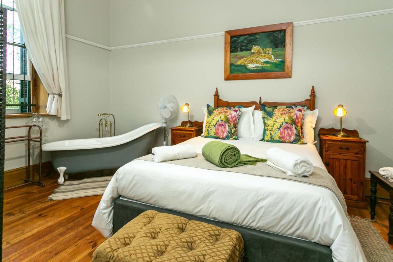 Ravenscliff Self Catering Villa Oudtshoorn Buitenkant foto