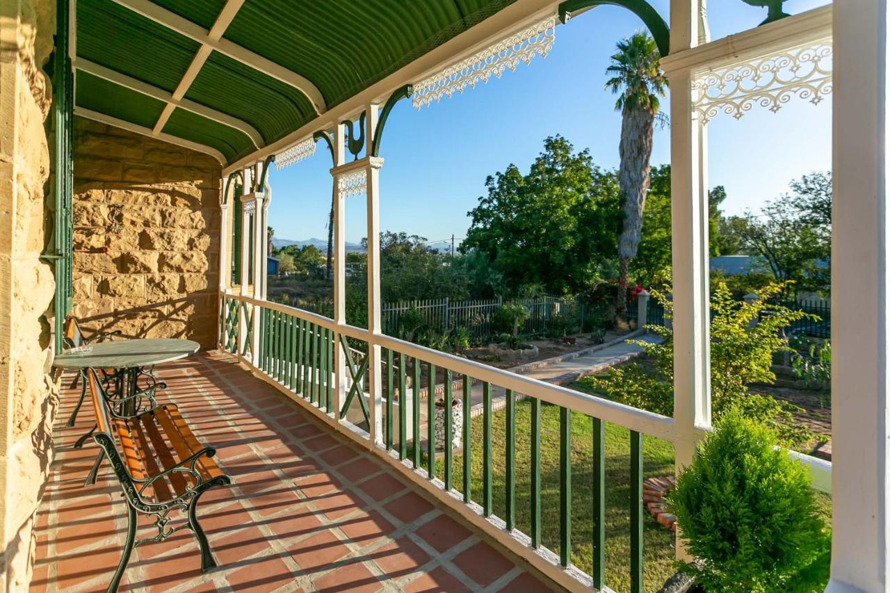 Ravenscliff Self Catering Villa Oudtshoorn Buitenkant foto